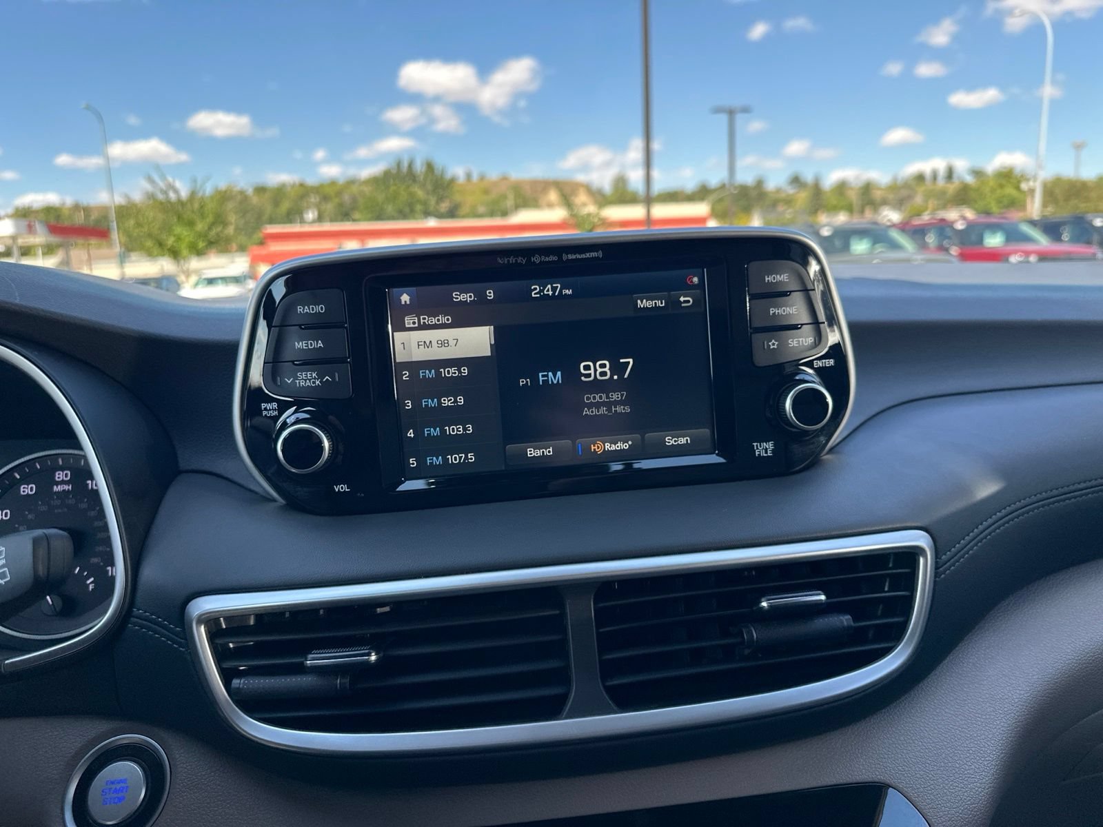 Used 2021 Hyundai Tucson Limited AWD/4WD image 52