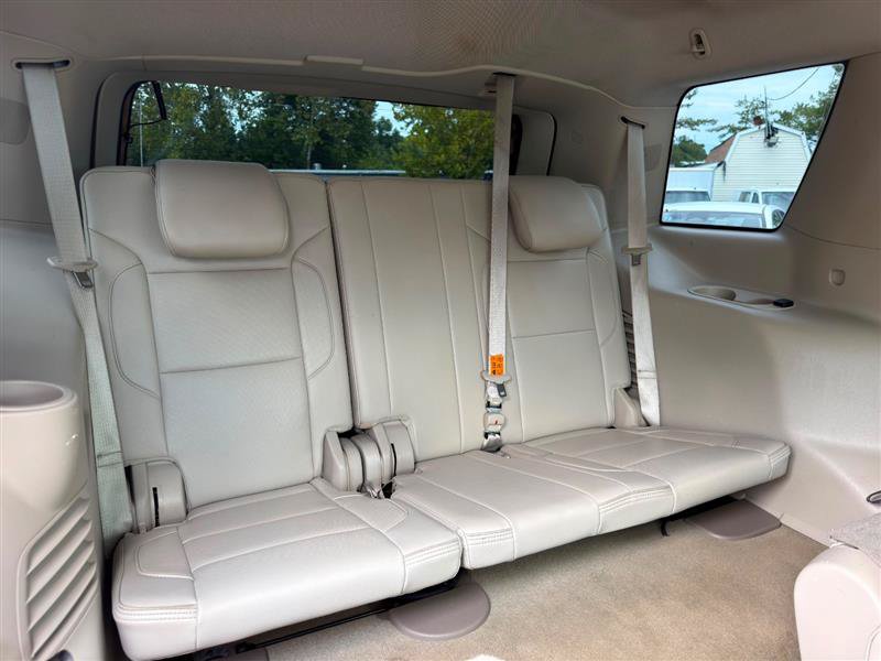 Used 2017 GMC Yukon Denali w/ Open Road Package AWD/4WD image 28
