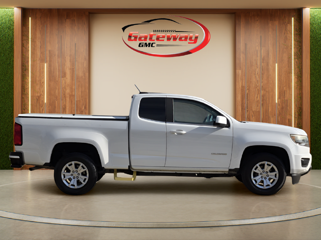 Used 2020 Chevrolet Colorado LT w/ Safety Package RWD image 4