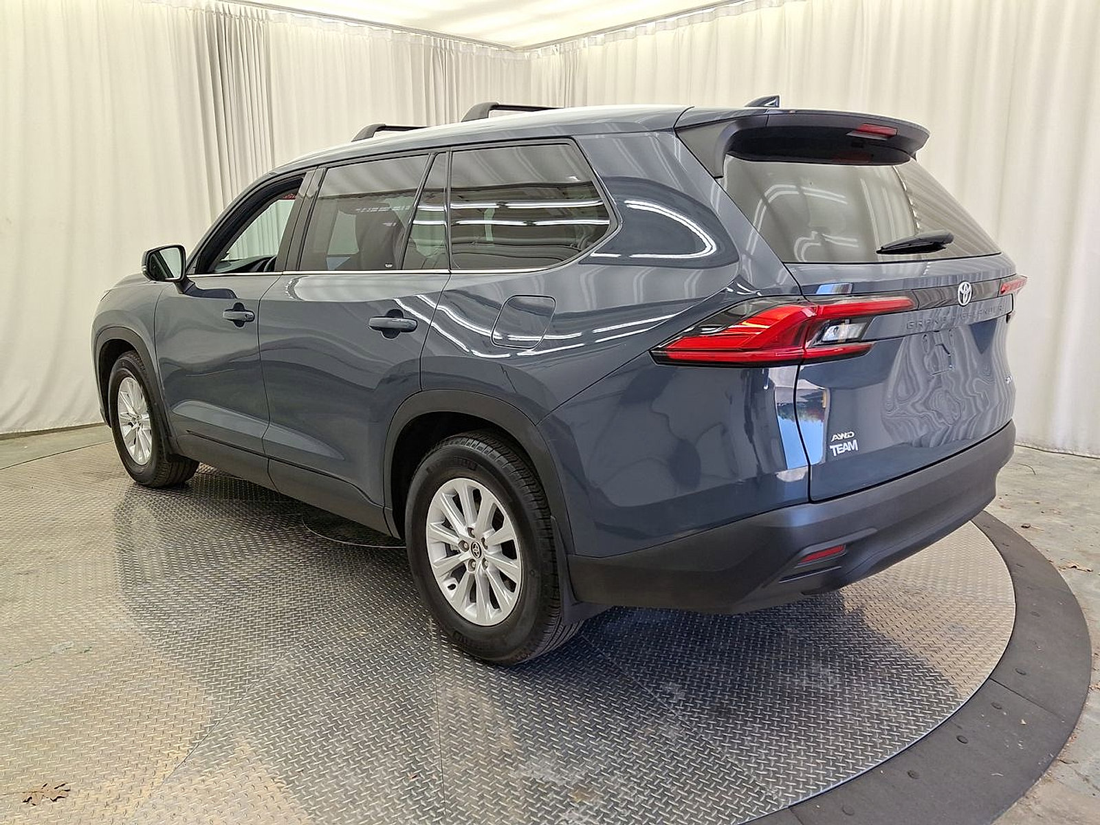 Certified 2024 Toyota Grand Highlander AWD image 22