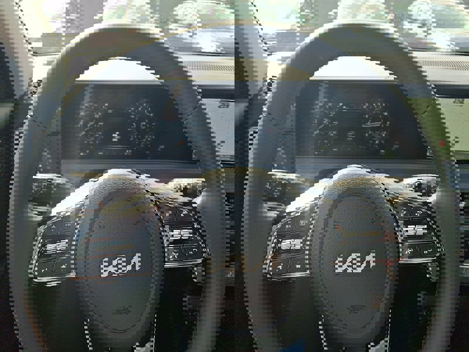 New 2026 Kia Seltos EX image 14