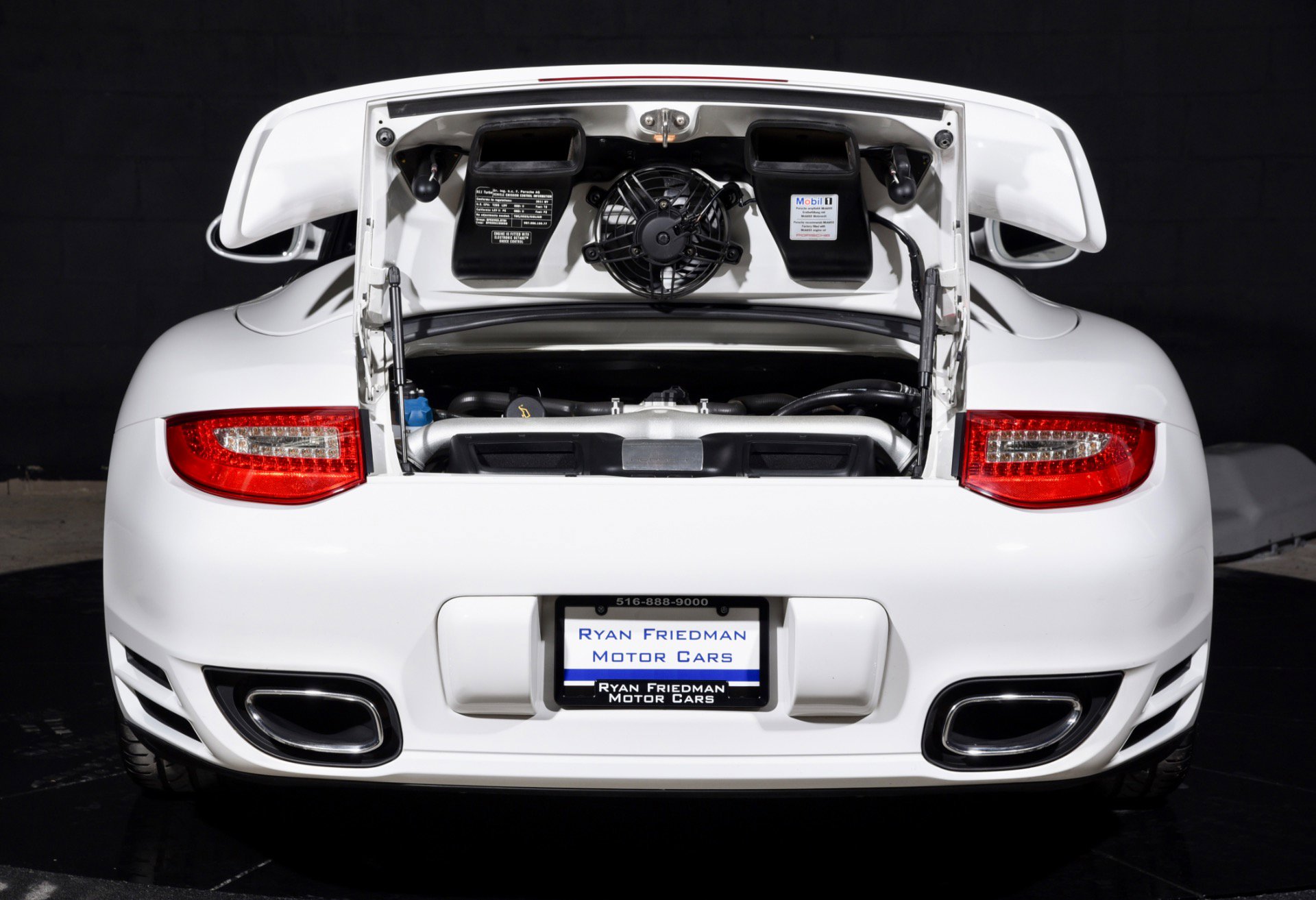 Used 2011 Porsche 911 Turbo image 26