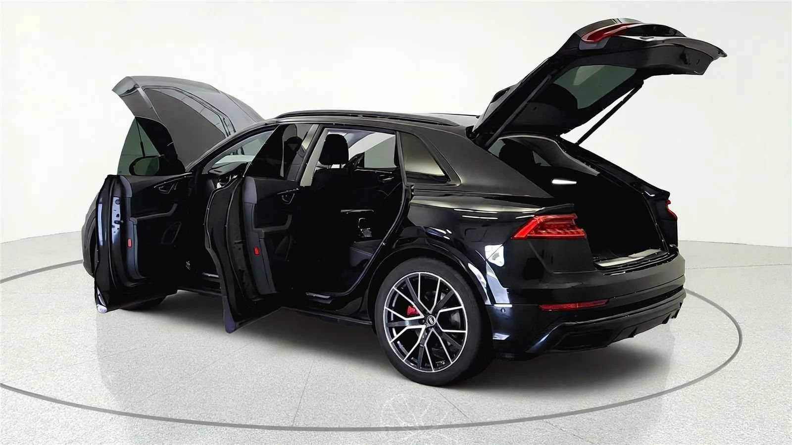 Used 2022 Audi Q8 Prestige AWD/4WD image 11