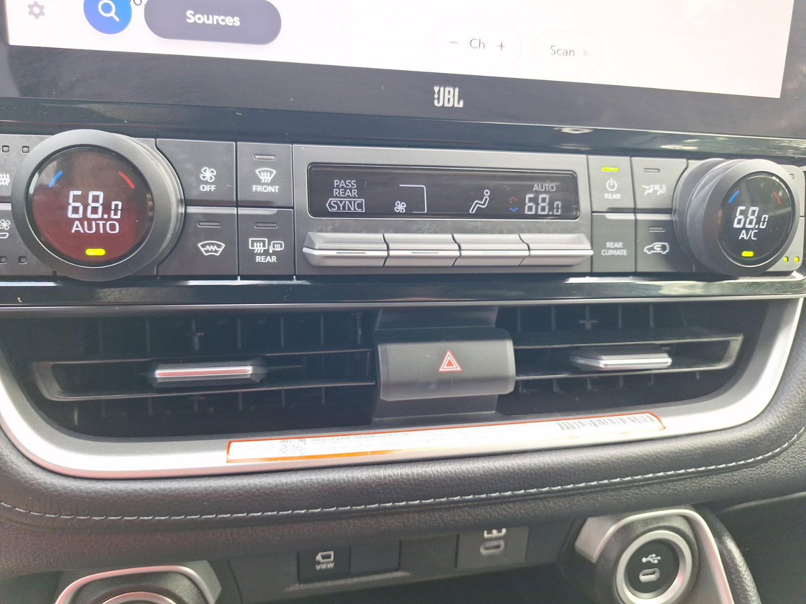 Used 2026 Toyota Grand Highlander FWD image 25