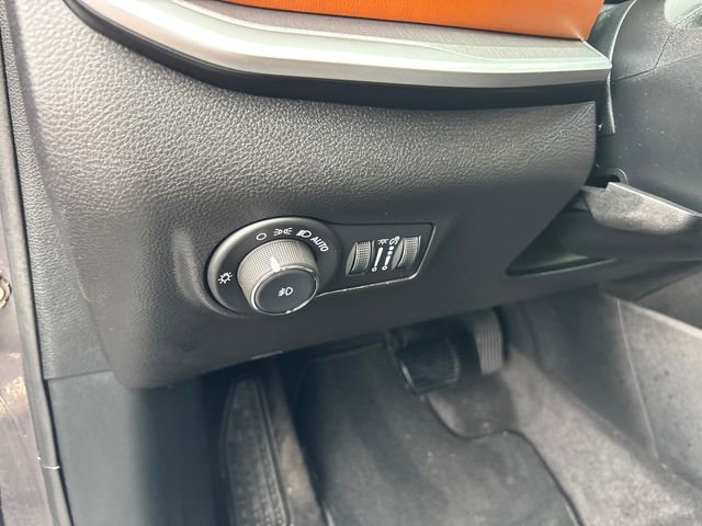 Used 2024 Jeep Compass Limited AWD/4WD image 16