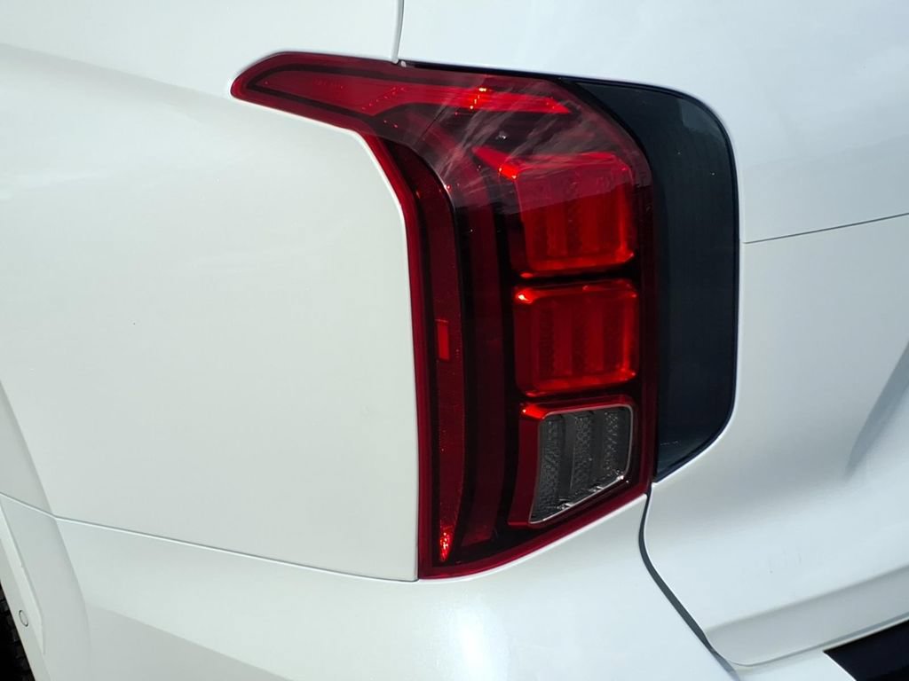 Used 2025 Hyundai Palisade Calligraphy AWD/4WD image 9
