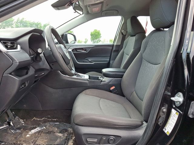 Used 2024 Toyota RAV4 XLE AWD/4WD image 12