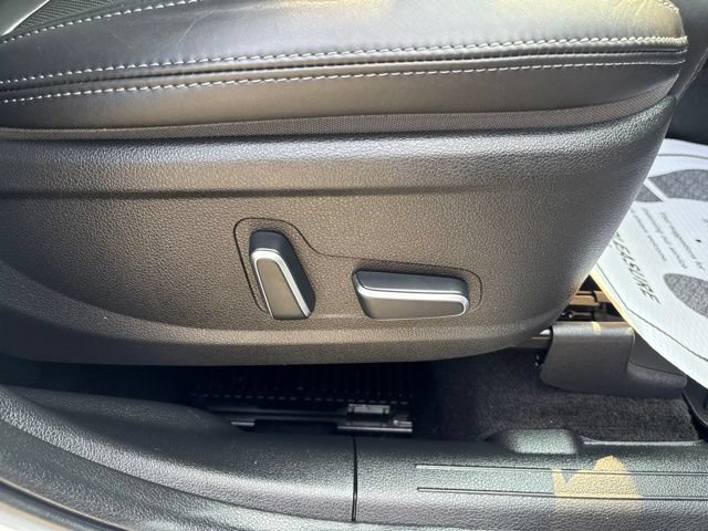 Used 2021 Hyundai Santa Fe Calligraphy AWD/4WD image 17