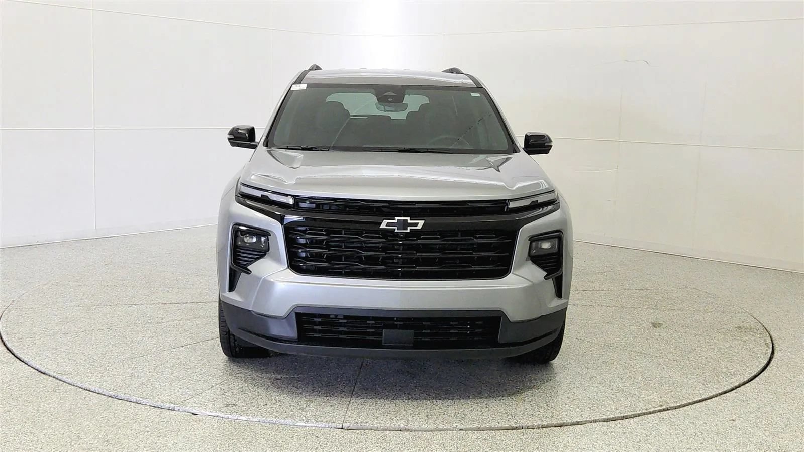 New 2026 Chevrolet Traverse LT w/ Midnight/Sport Edition AWD/4WD image 2