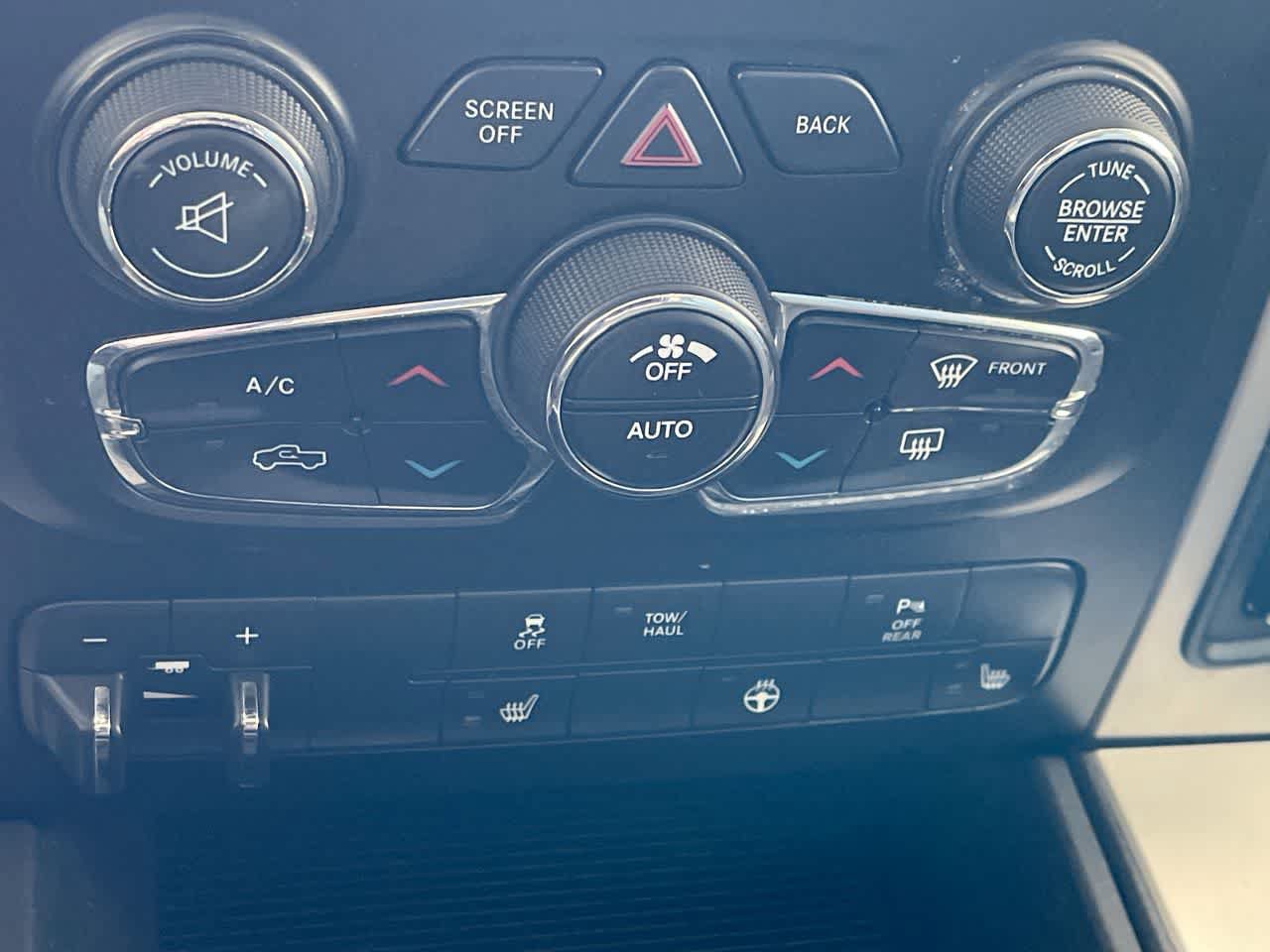 Used 2015 RAM 1500 Big Horn AWD/4WD image 18