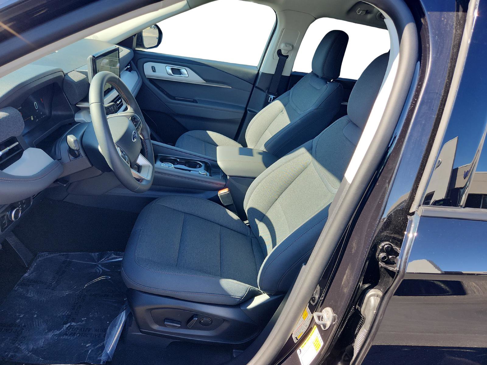 New 2026 Ford Explorer Active image 12