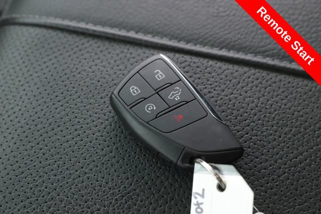Used 2025 GMC Sierra 1500 Denali AWD/4WD image 3