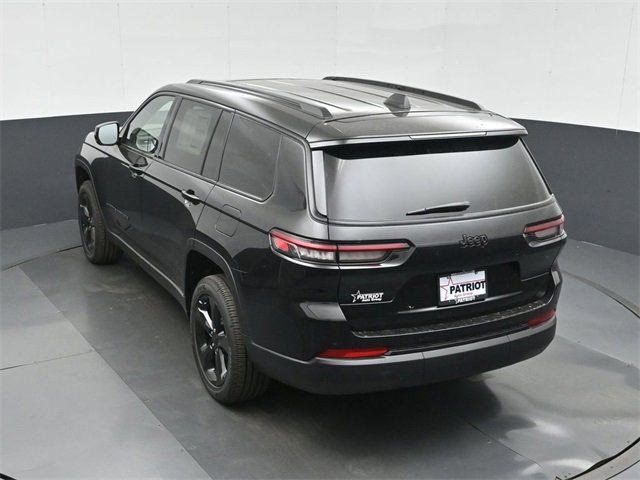 New 2025 Jeep Grand Cherokee L Altitude image 31