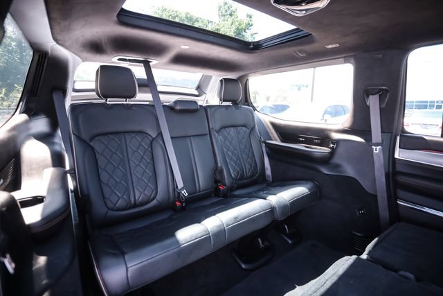 Used 2022 Jeep Grand Wagoneer Series III w/ Flexible Seating Group AWD/4WD image 84