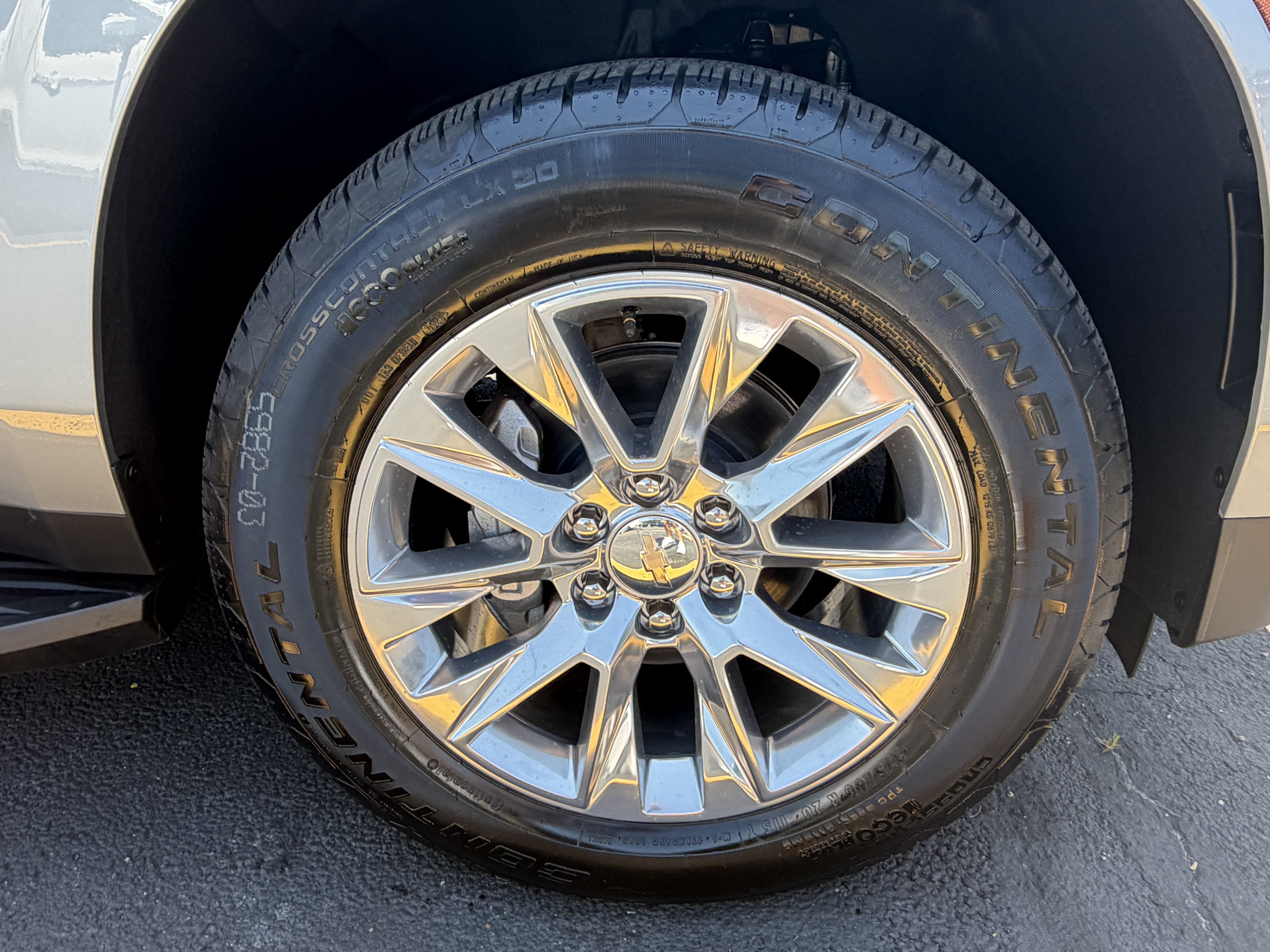 New 2026 Chevrolet Tahoe Premier w/ Sun And Tow Package AWD/4WD image 9