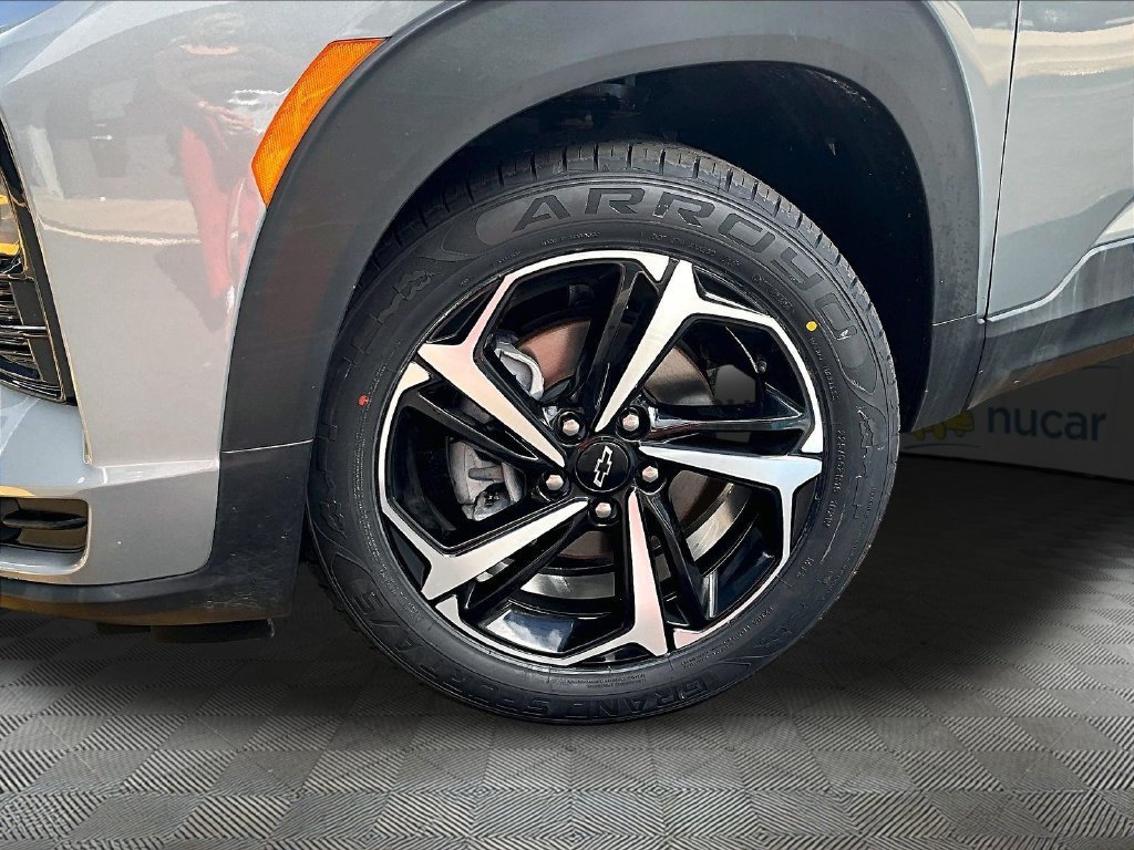Used 2023 Chevrolet TrailBlazer RS w/ Convenience Package AWD/4WD image 28
