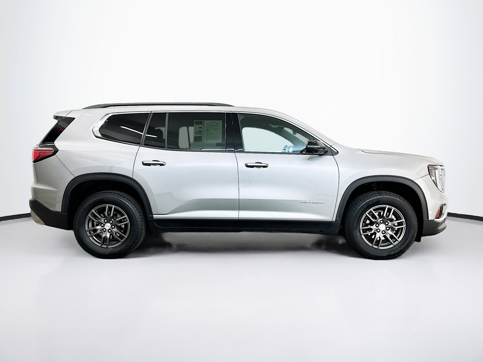 Used 2025 GMC Acadia Elevation image 10