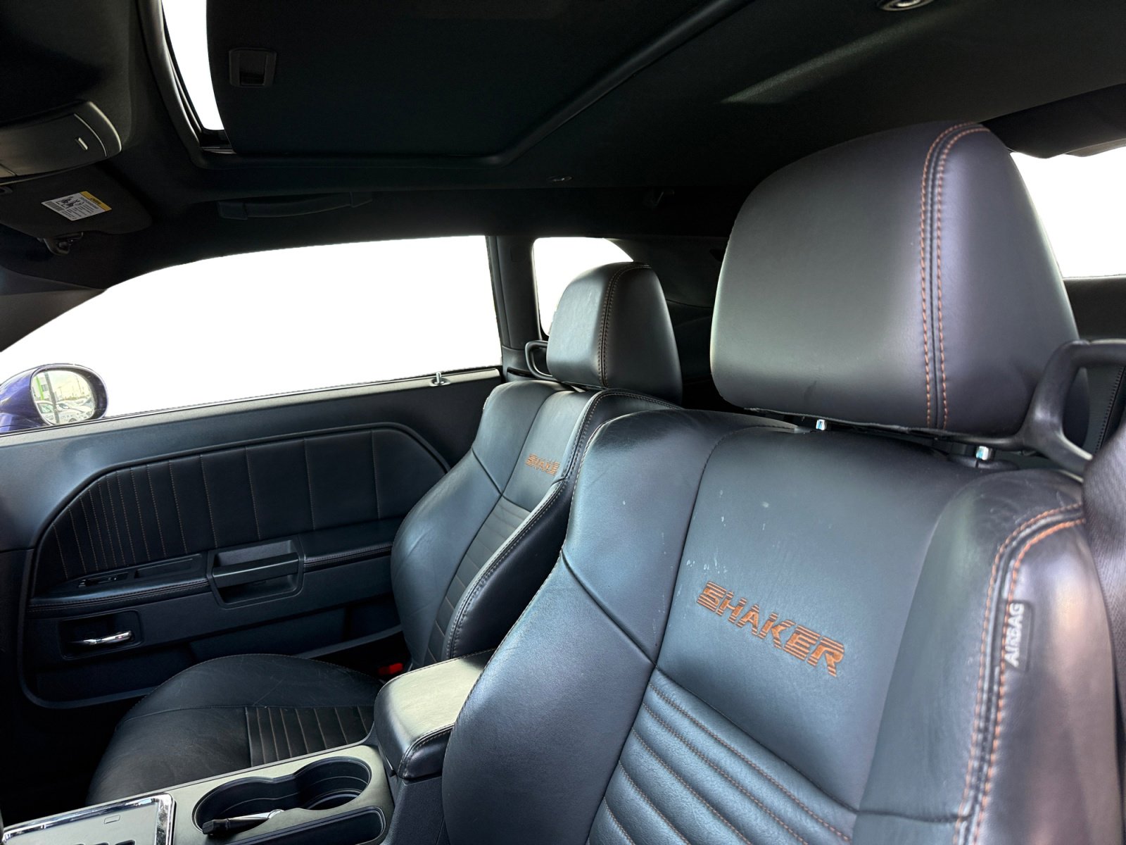 Used 2014 Dodge Challenger R/T image 9