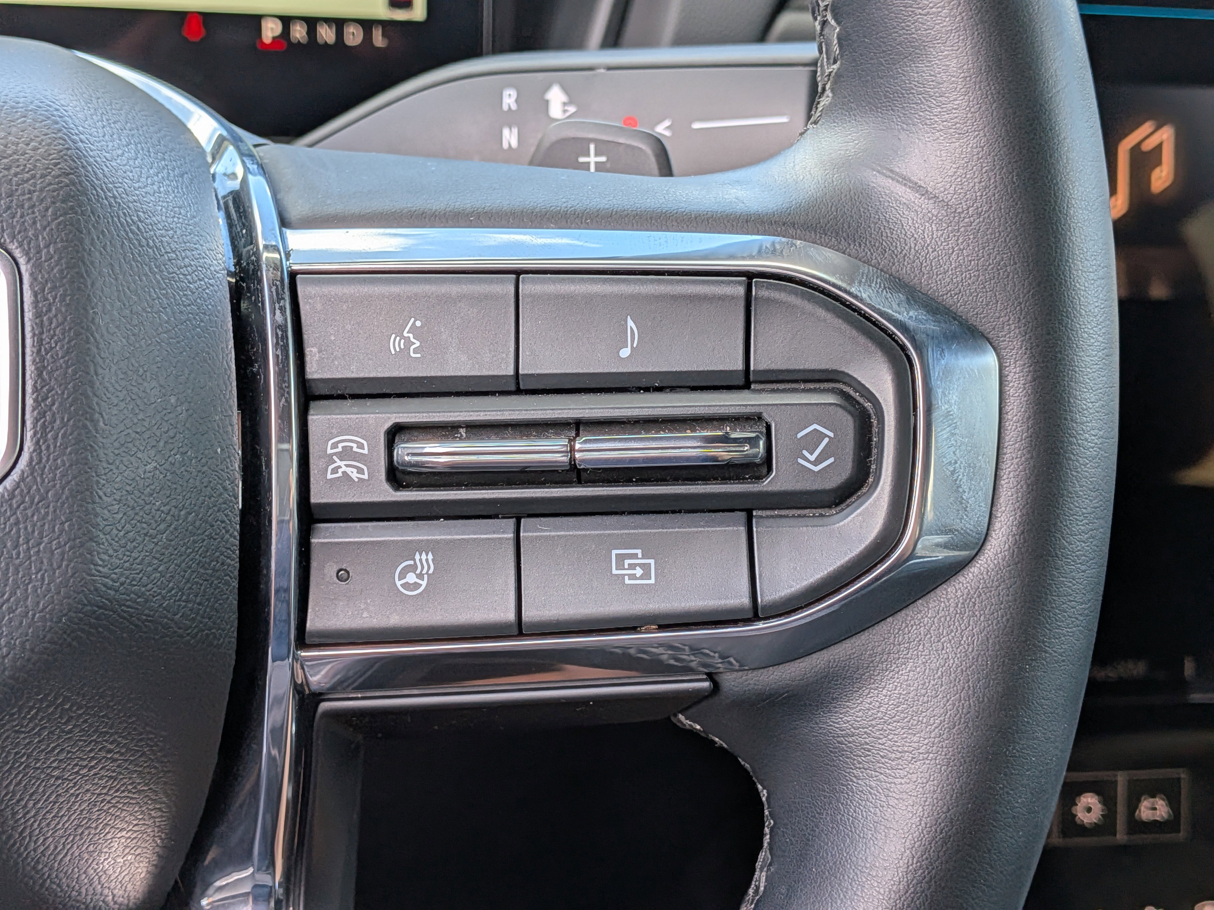Used 2025 GMC Terrain Elevation FWD image 26