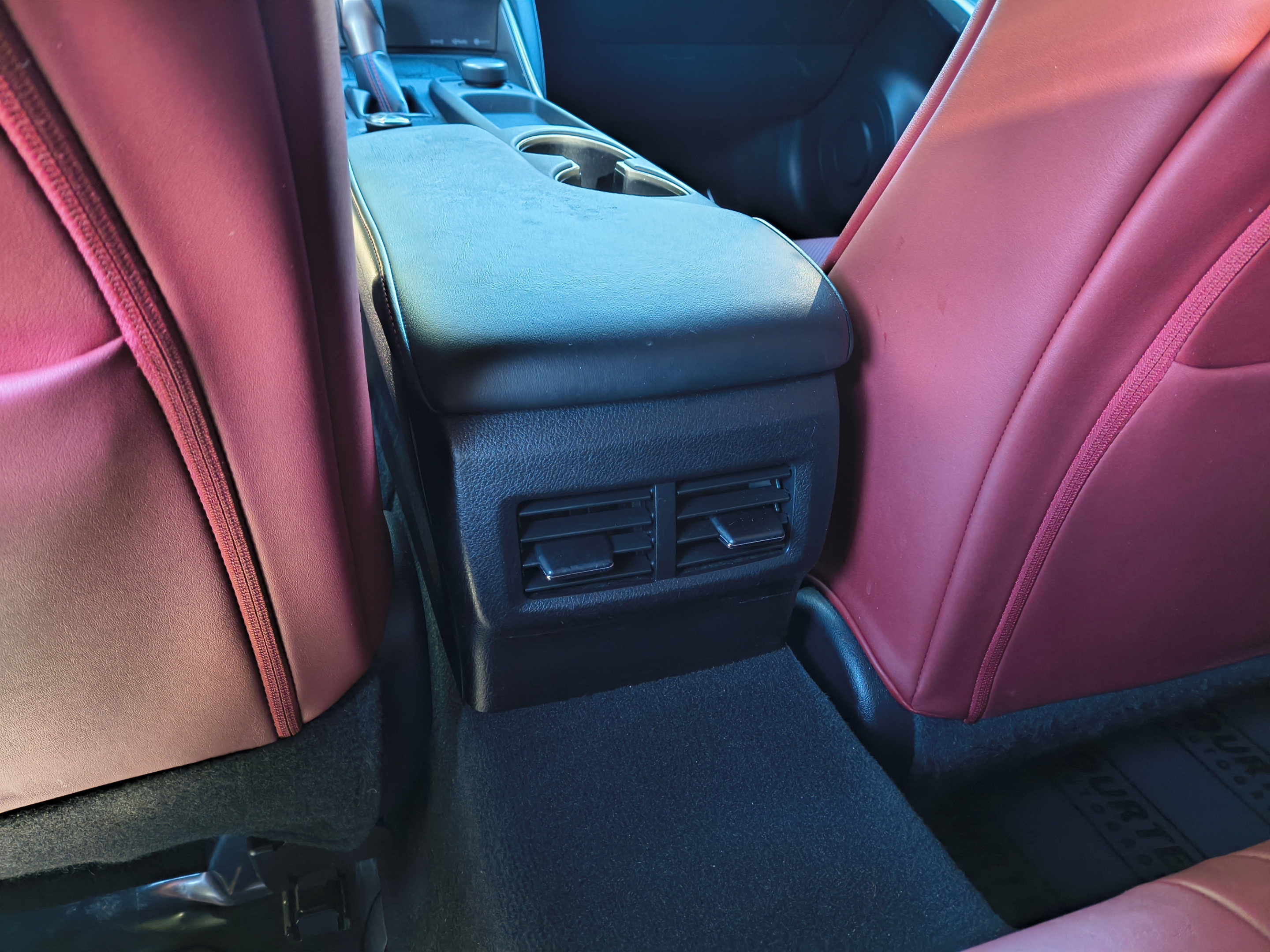 Used 2019 Lexus IS 300 F Sport w/ F Sport Package RWD image 16