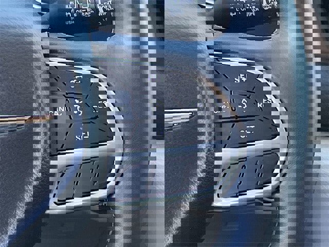 Used 2017 Chrysler Pacifica Touring-L Plus image 13