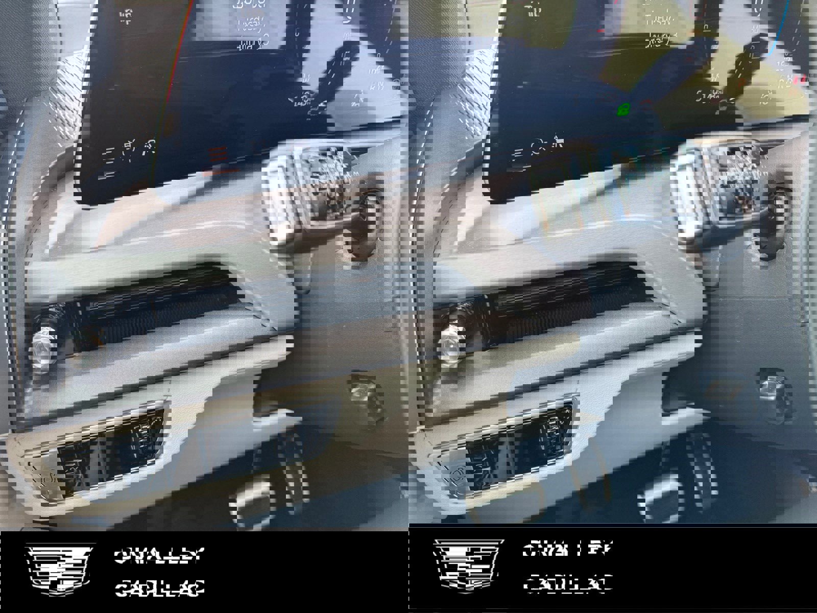 New 2026 Cadillac Vistiq Sport w/ LPO, Floor Liner Package image 18