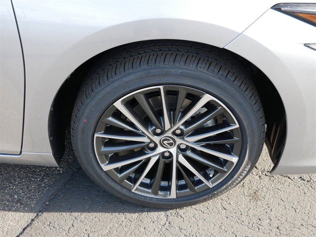 New 2025 Lexus ES 350 w/ Premium Package image 7