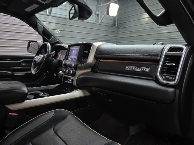 Used 2019 RAM 1500 Laramie w/ Sport Appearance Package AWD/4WD image 15