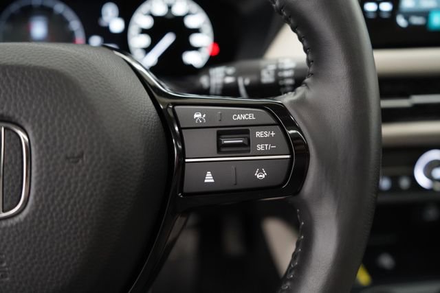 Used 2025 Honda HR-V EX-L image 18