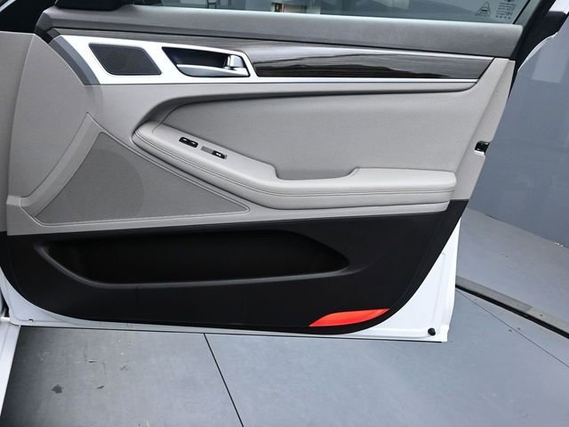 Used 2020 Genesis G80 3.8 image 26