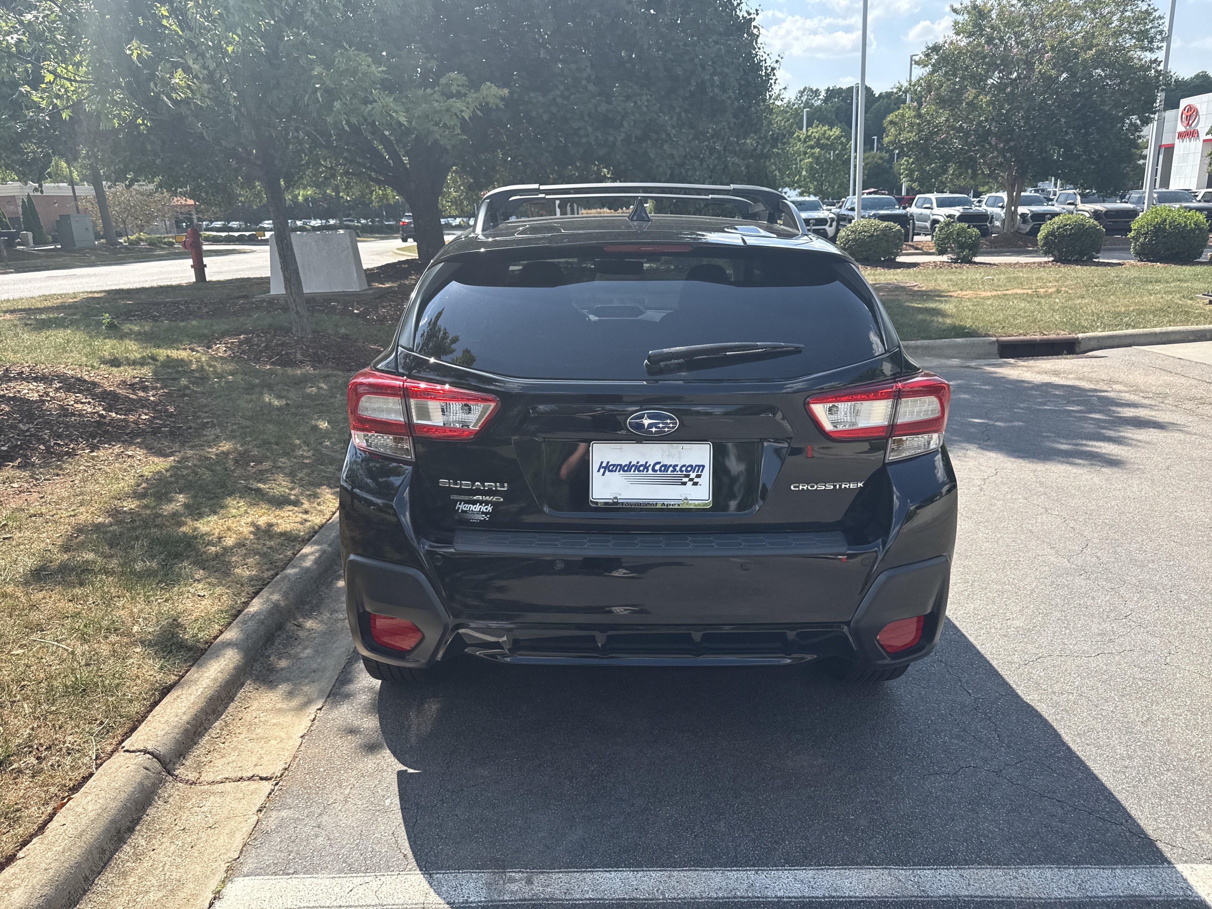 Used 2019 Subaru Crosstrek 2.0i Limited w/ Moonroof Package AWD/4WD image 9