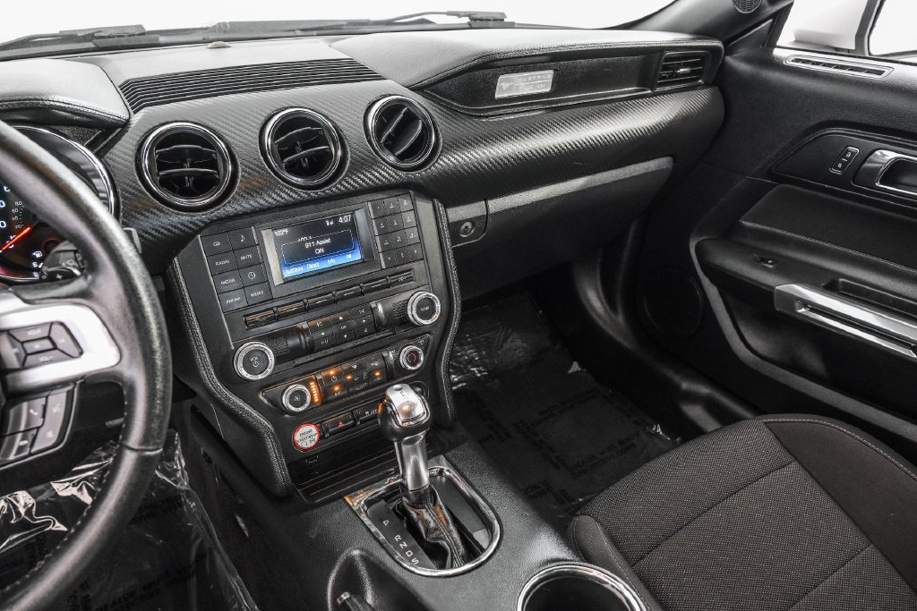Used 2016 Ford Mustang Coupe w/ Equipment Group 051A RWD image 19