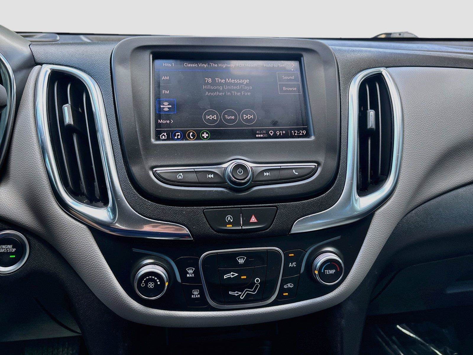 Used 2024 Chevrolet Equinox LS w/ LS Convenience Package FWD image 11