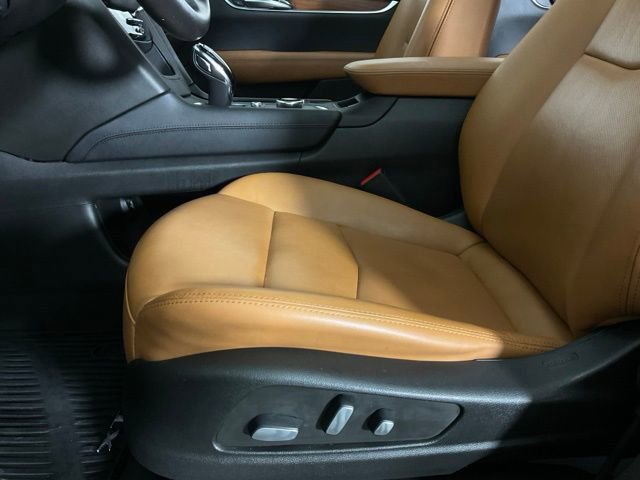 Used 2022 Cadillac XT5 Premium Luxury w/ Technology Package image 27