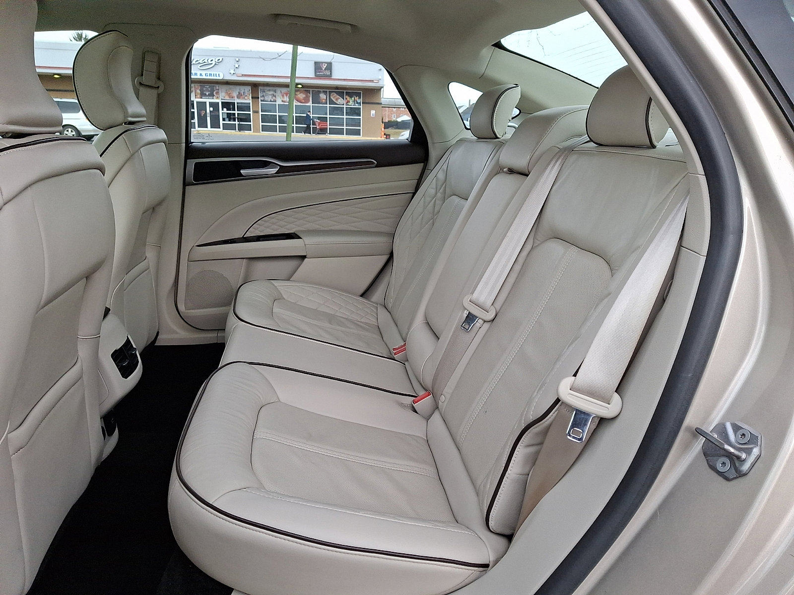 Used 2018 Ford Fusion Energi Platinum image 10