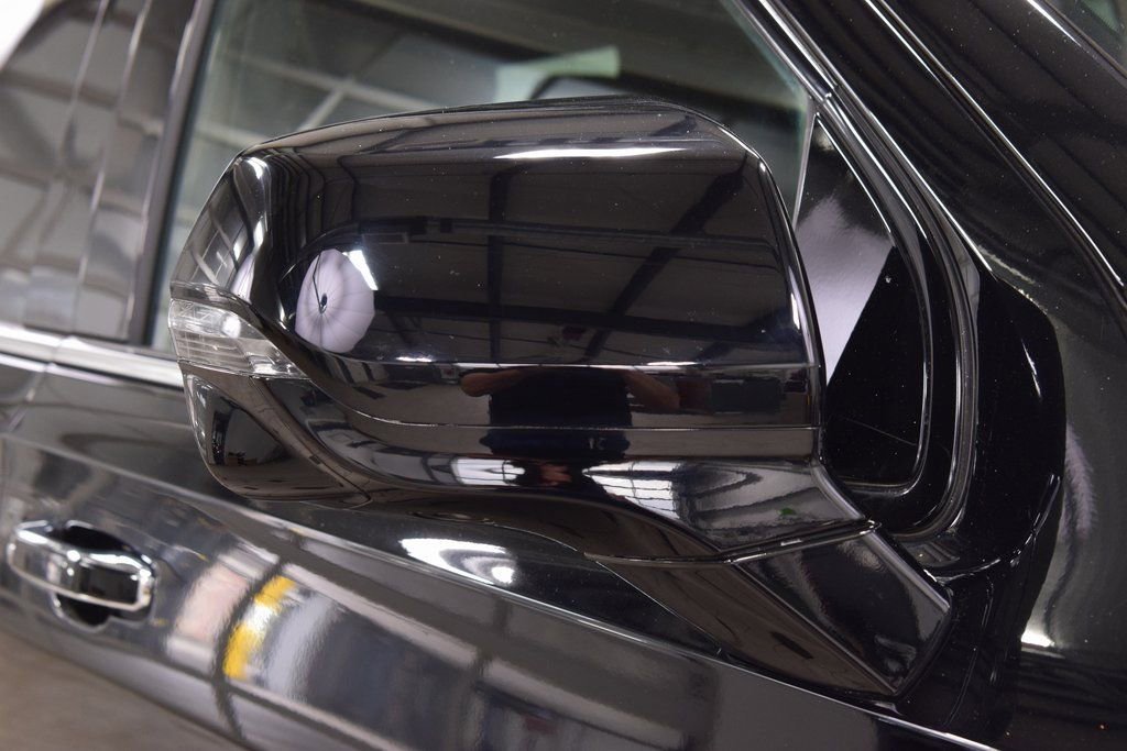 Used 2023 Chevrolet Tahoe High Country image 17