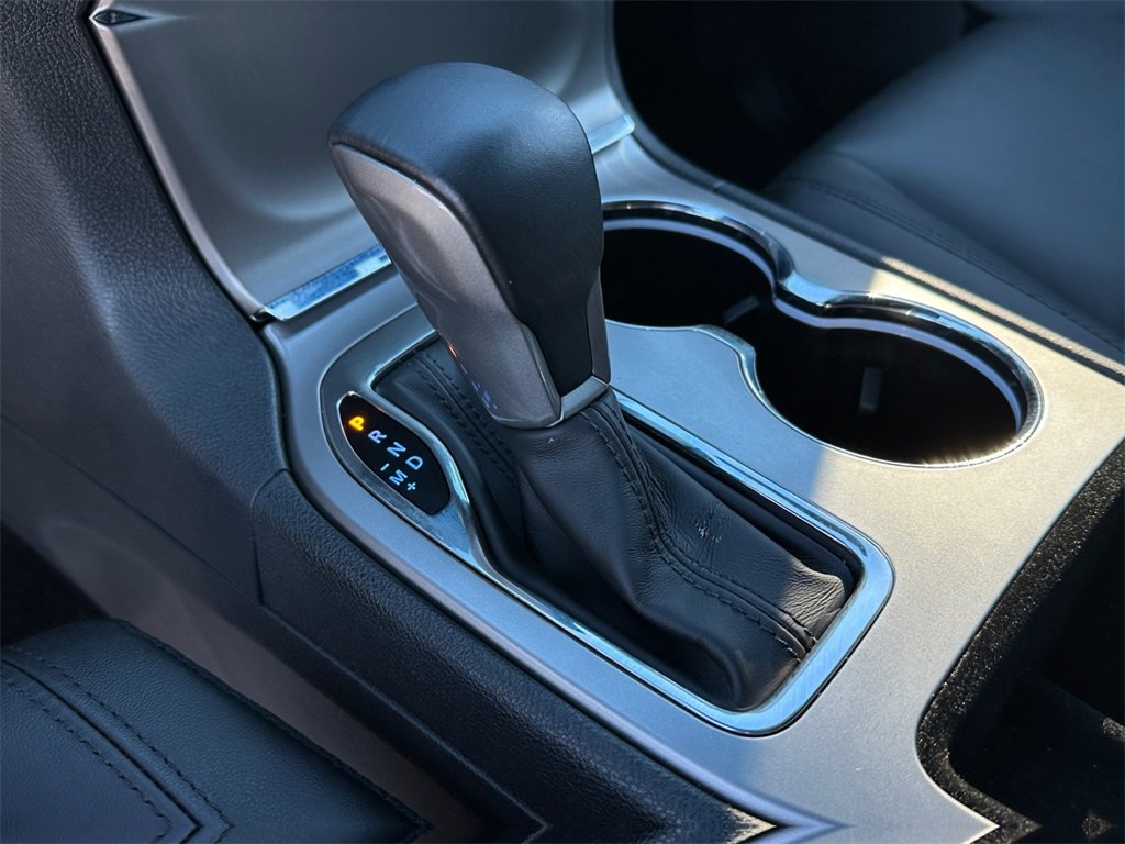 Used 2022 Jeep Grand Cherokee Limited image 28