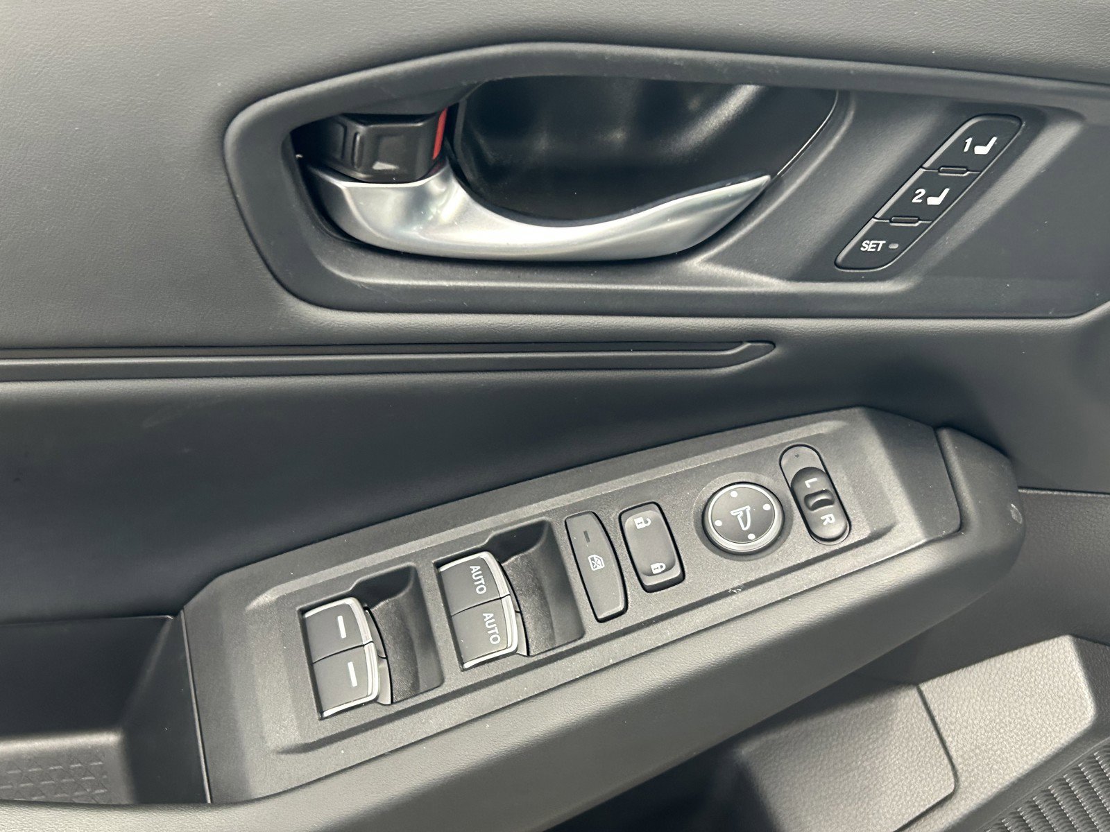 Certified 2025 Honda Accord EX-L image 10