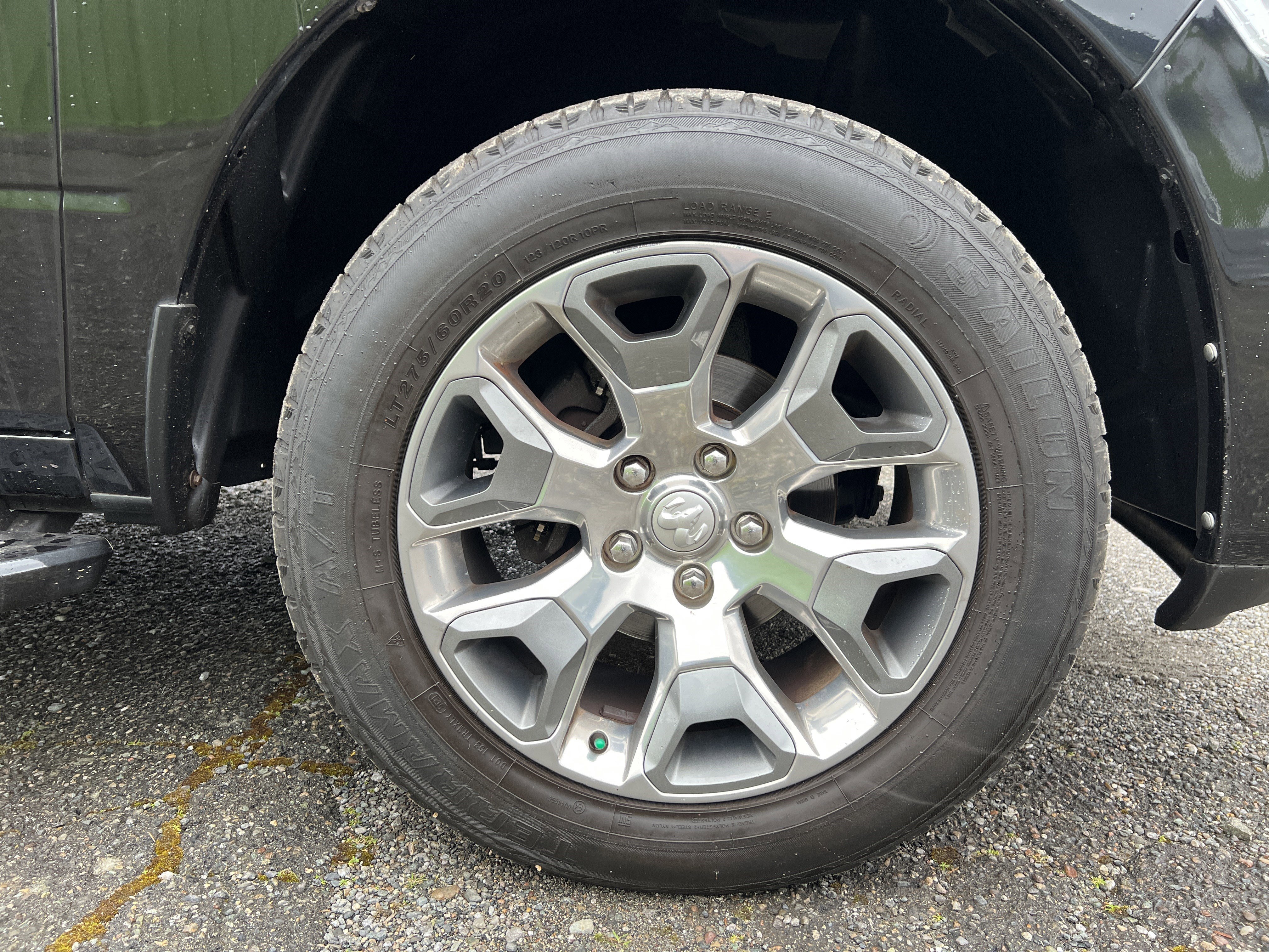 Used 2018 RAM 1500 Limited image 10