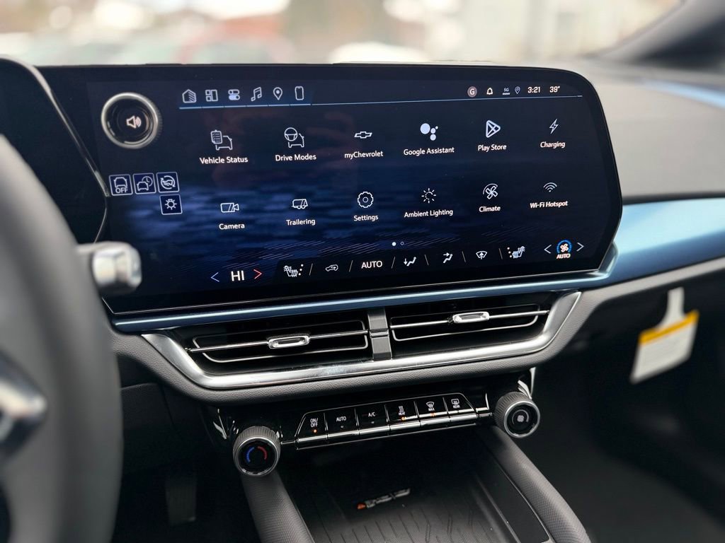 New 2026 Chevrolet Equinox EV LT image 17