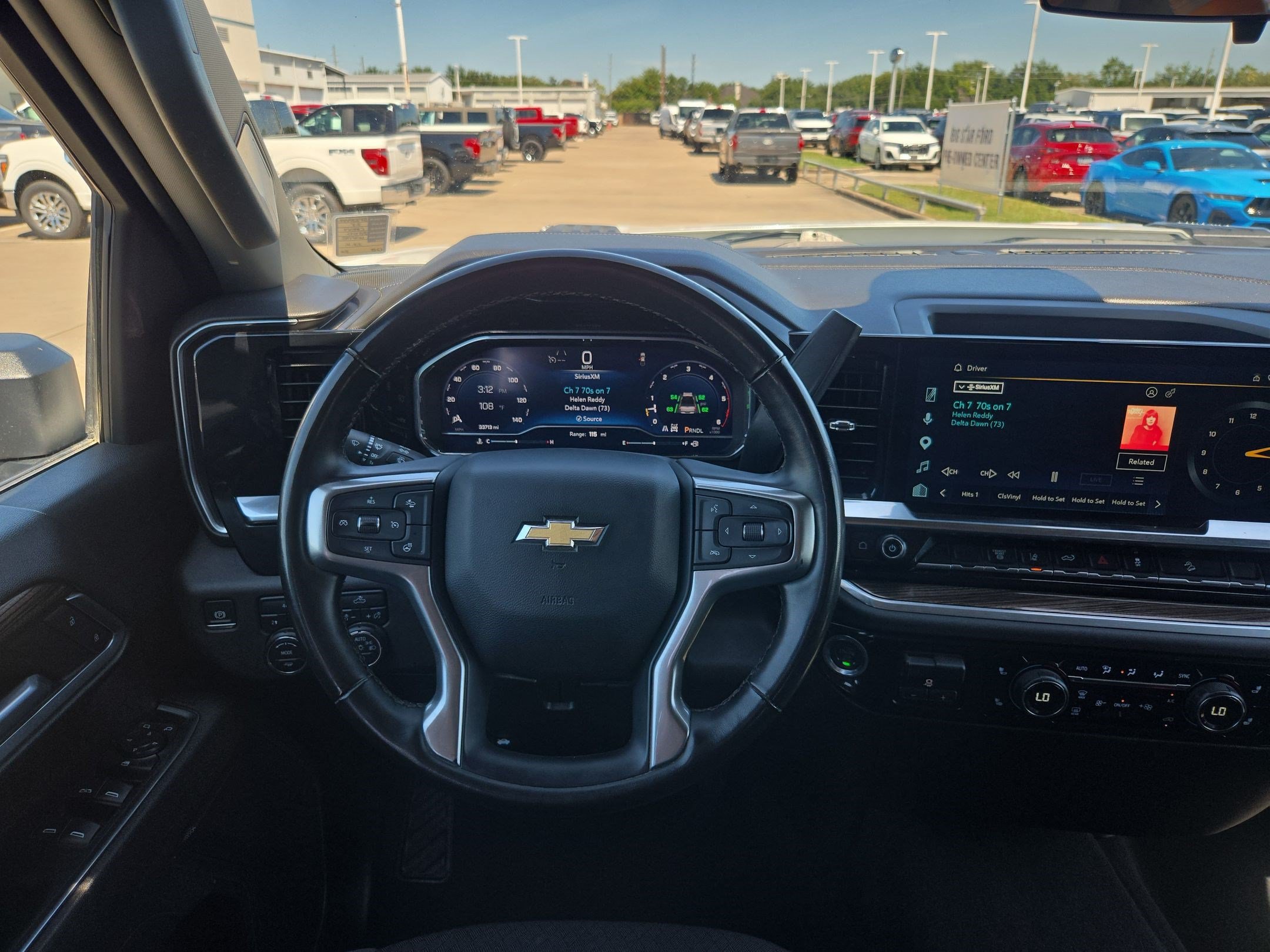 Used 2025 Chevrolet Silverado 2500 LT AWD/4WD image 28
