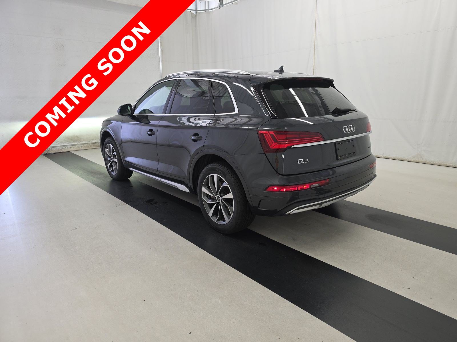 Used 2021 Audi Q5 2.0T Premium w/ Convenience Package AWD/4WD image 5
