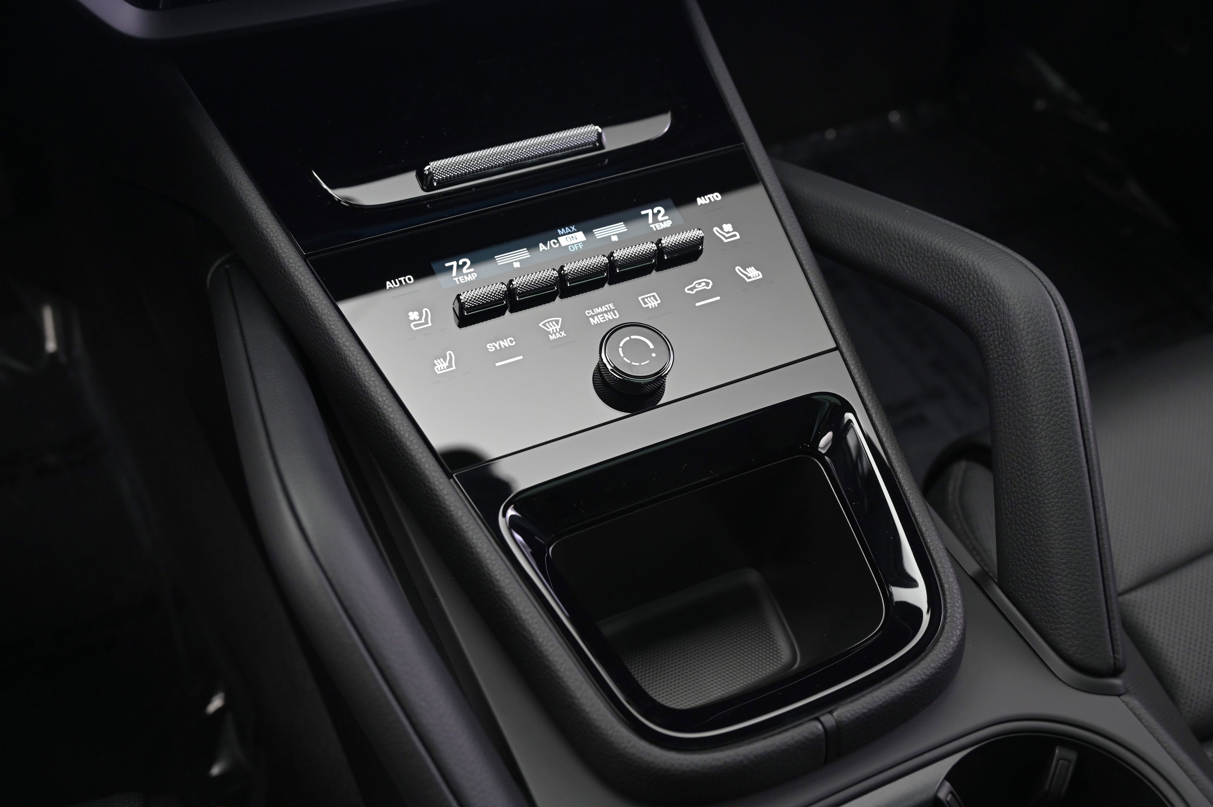 Certified 2025 Porsche Cayenne image 45