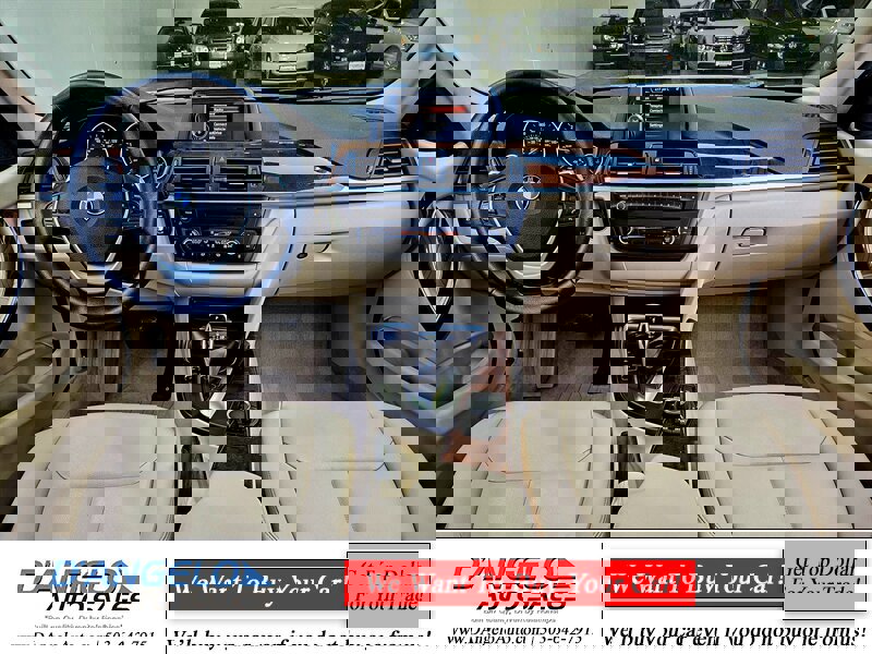 Used 2015 BMW 328i xDrive Wagon image 11