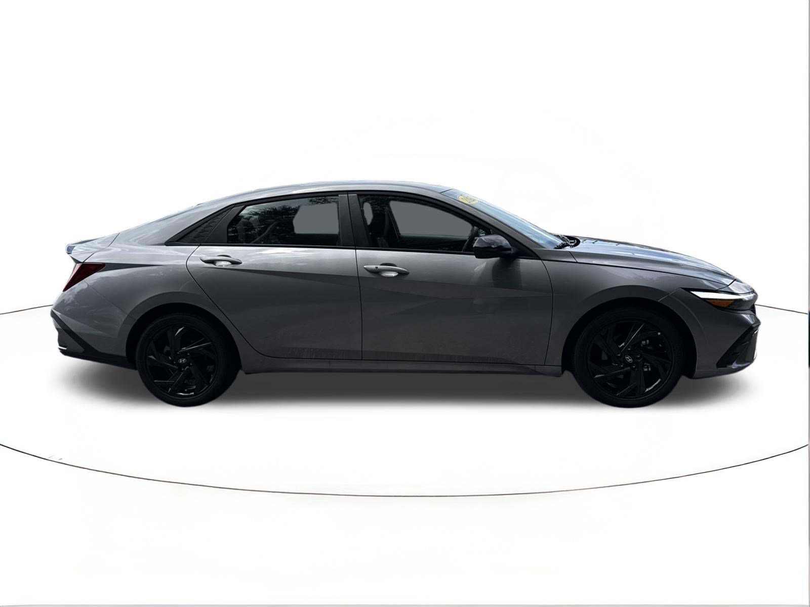 Certified 2026 Hyundai Elantra Sport FWD image 2