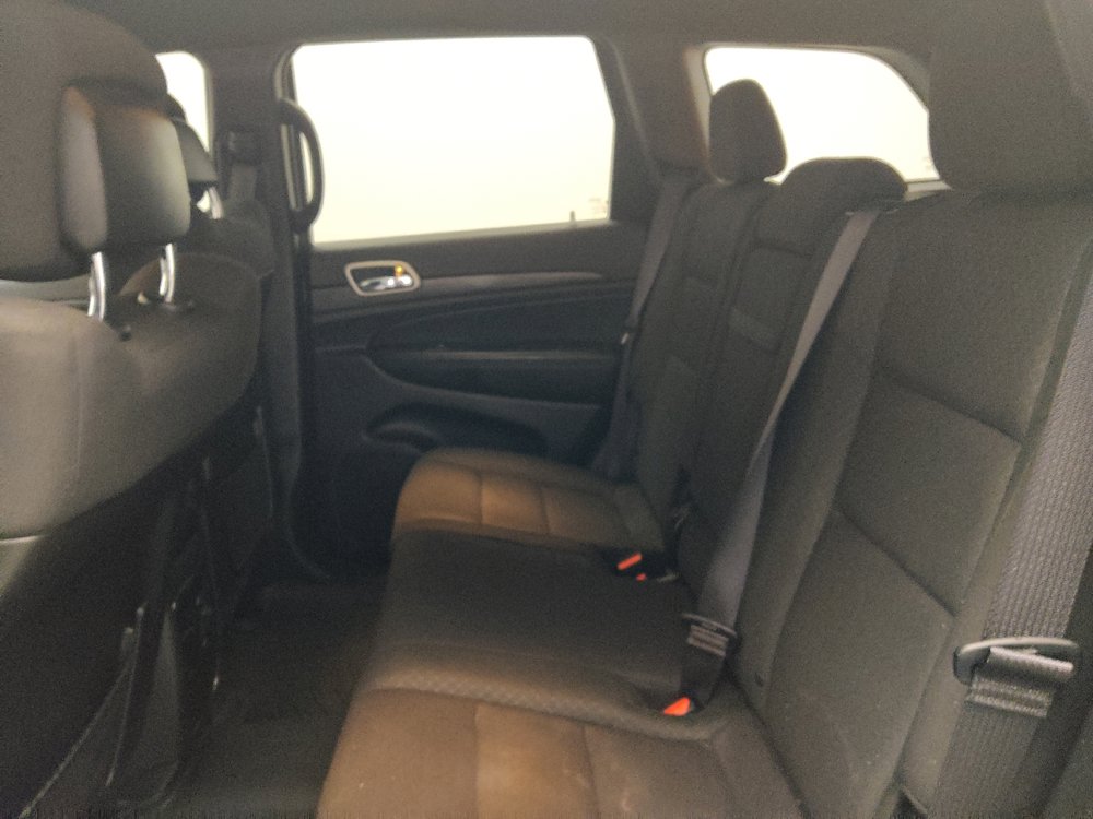 Used 2021 Jeep Grand Cherokee Laredo RWD image 18