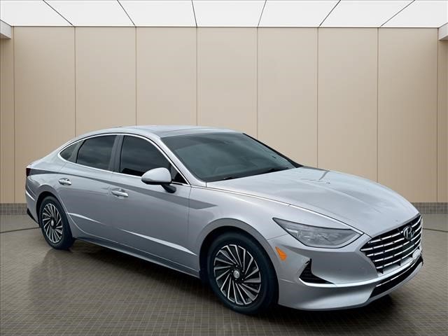 Certified 2023 Hyundai Sonata Limited FWD image 2
