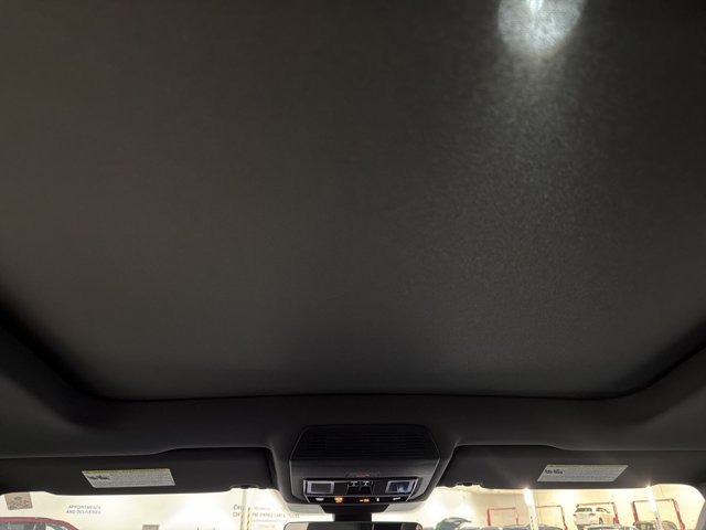 New 2026 Volkswagen Tiguan SE R-Line AWD/4WD image 27