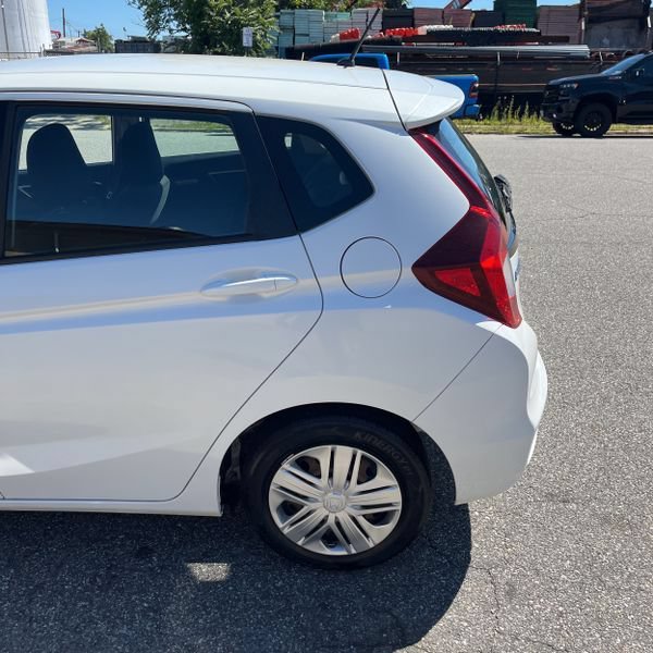Used 2019 Honda Fit LX image 11