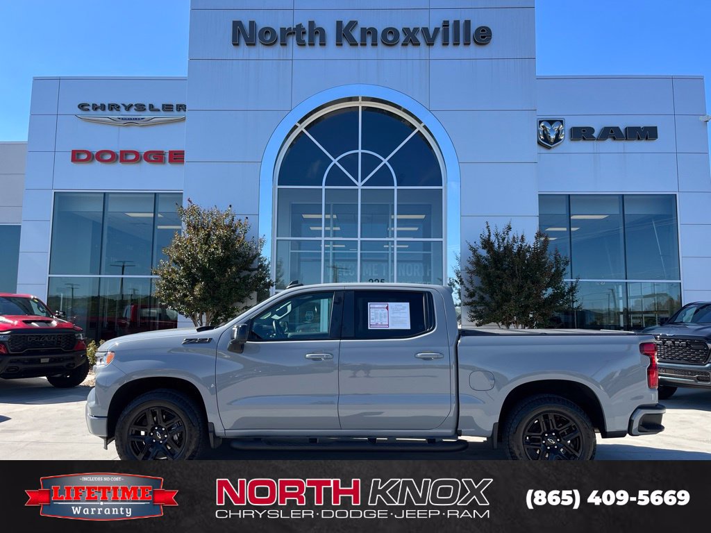 Used 2024 Chevrolet Silverado 1500 RST AWD/4WD image 2